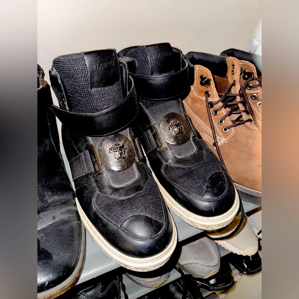 Men’s Versace shoe